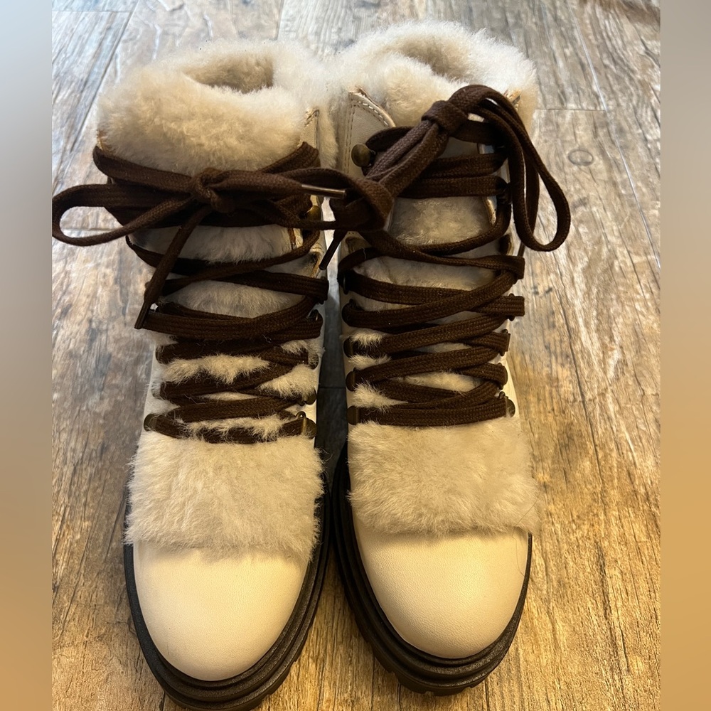 Kurt Geiger fur boots nwot